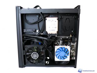 SilverStone-Raven-RVZ02-39